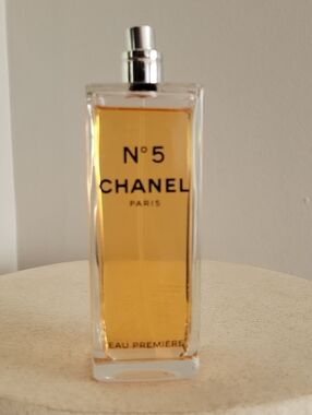 Chanel No. 5 Eau Premiere EDP Spray 5 fl. oz./150 ml READ